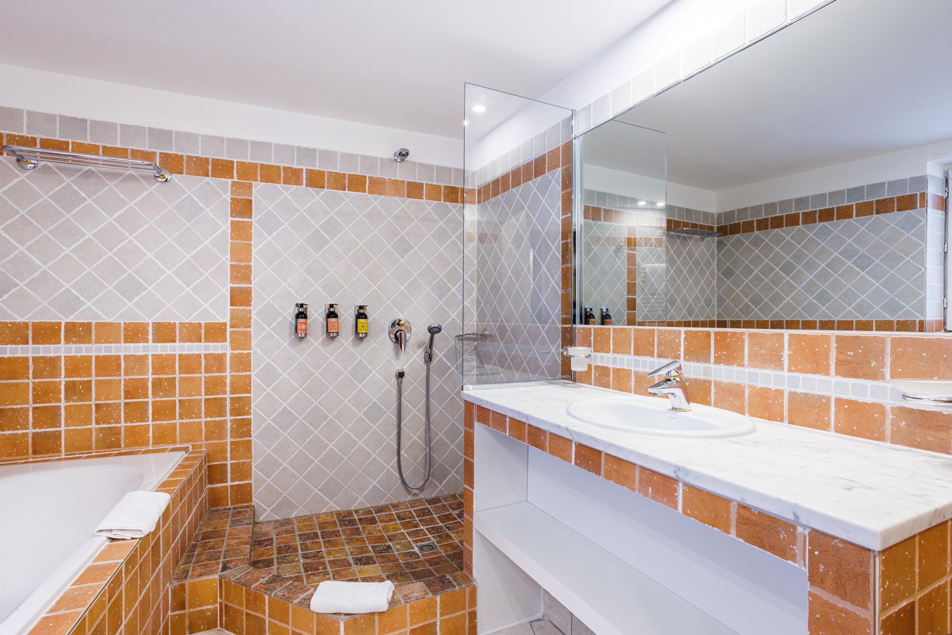 Grand D'orange, Bw Signature Collection 4* Orange (Vaucluse)